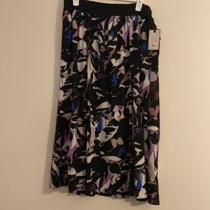 NWT Dana Buchanan Purple and Black Skirt 2X